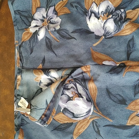 3/$50 Vintage SMW Maxi Skirt - Picture 5 of 6